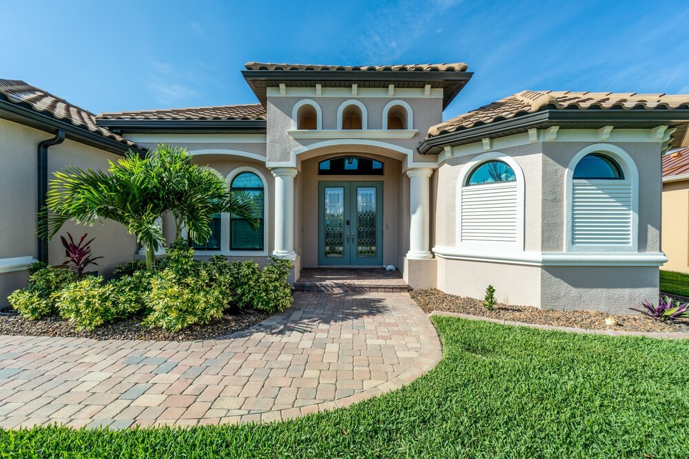 The Lazy Tortuga in Port Charlotte view 4