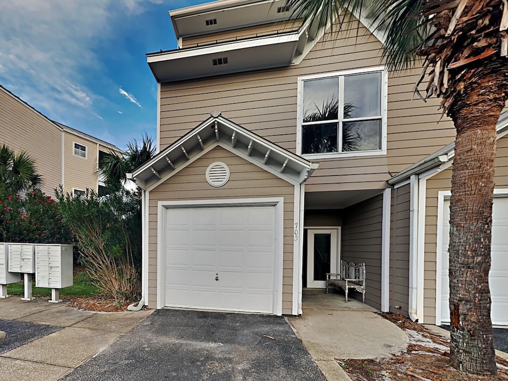 Beach Pointe #703 - Beach Haven