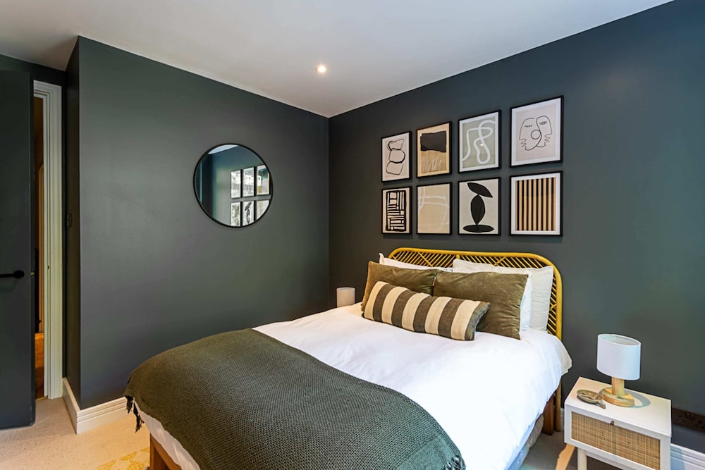 Stunning Modern Apartment in the Heart of Holborn