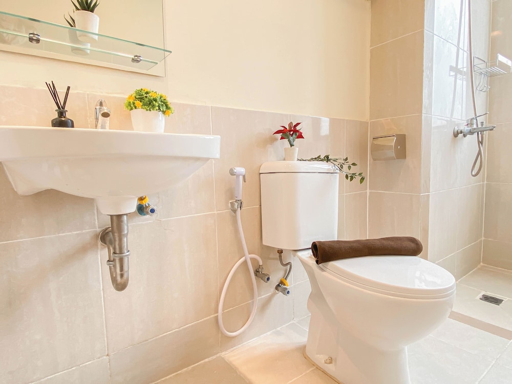 Simply And Homey 3Br At Apartment Meikarta