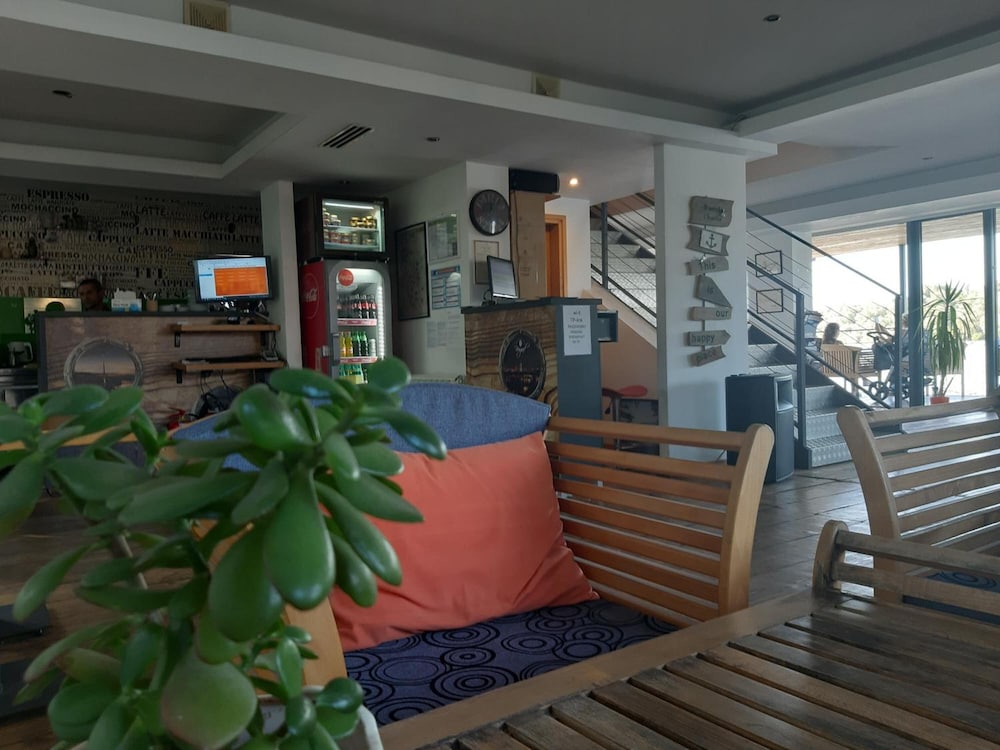 B&B Boatel Charlie view 4