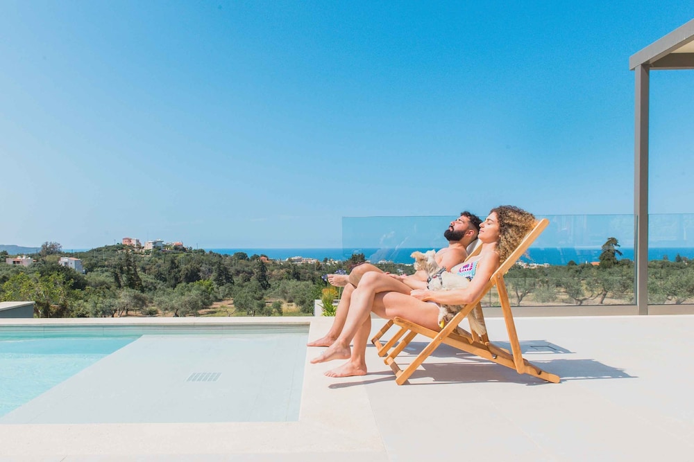 Star Luxury Villa I Gym and Playground
