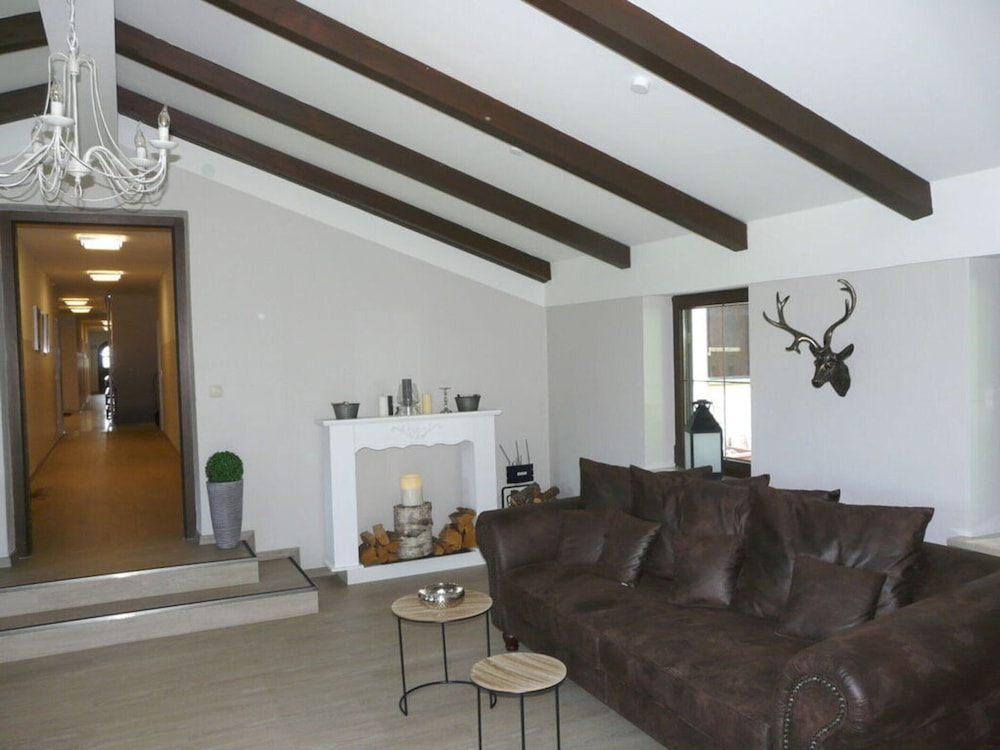 7 Bergschlossl Comfortable Holiday Residence