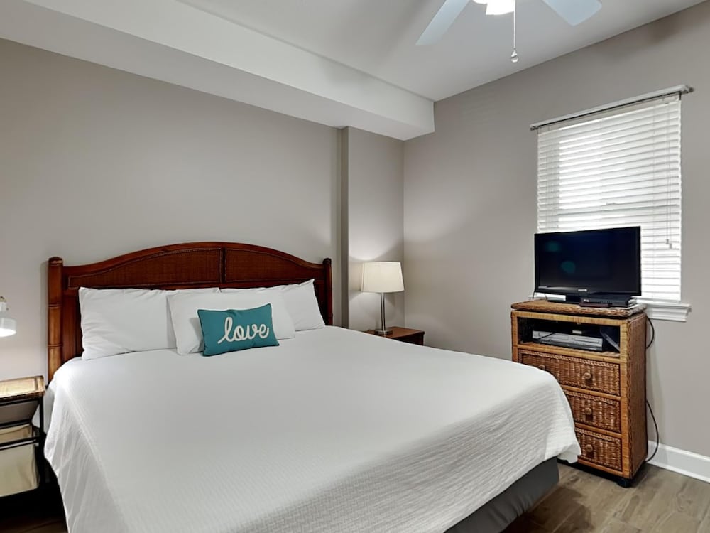 Regency Isle by Southern Vacation Rentals