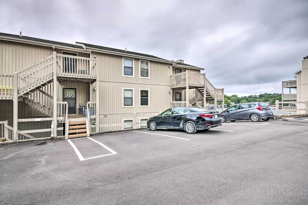 Osage Beach Condo: Community Pool & Boat Dock view 5