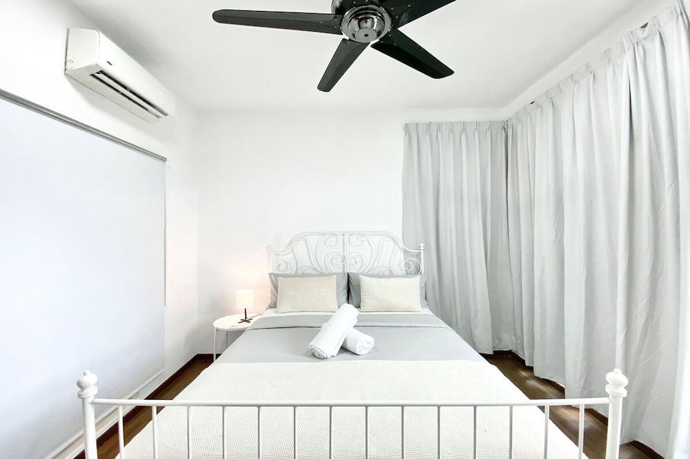 Amerin Residence Mall Apartments