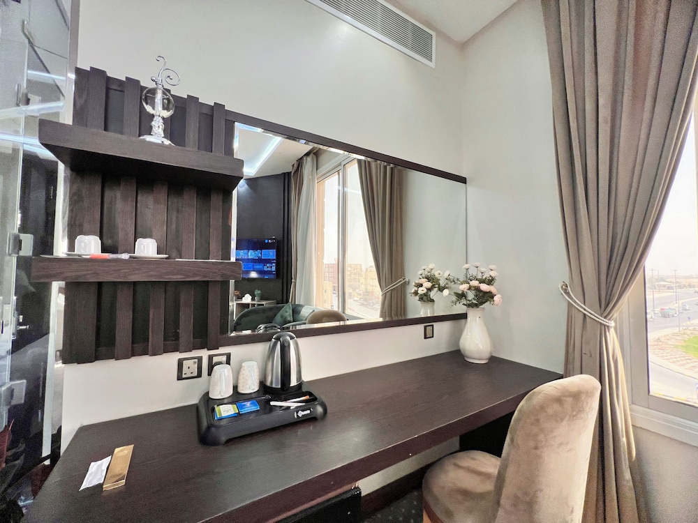 AL Ewan Pro Serviced Apartments