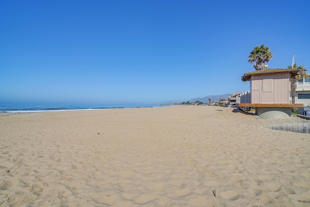Victorian Carpinteria Apartment < 1 Mi to Beach! view 3