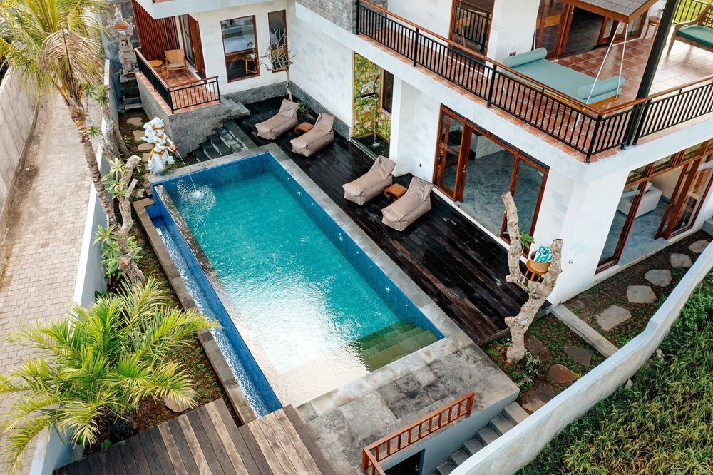 Kari Senja Luxury Villa - Image 3