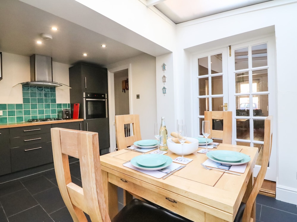 South Harbour Cottage
