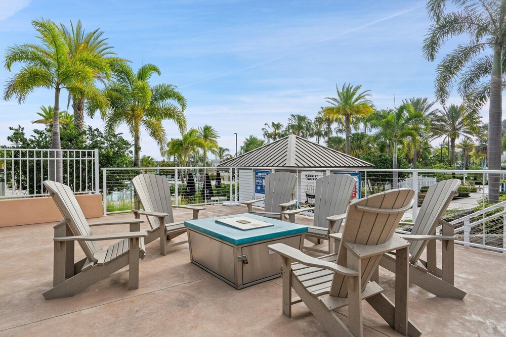 9001 Sunshine Ridge Loop