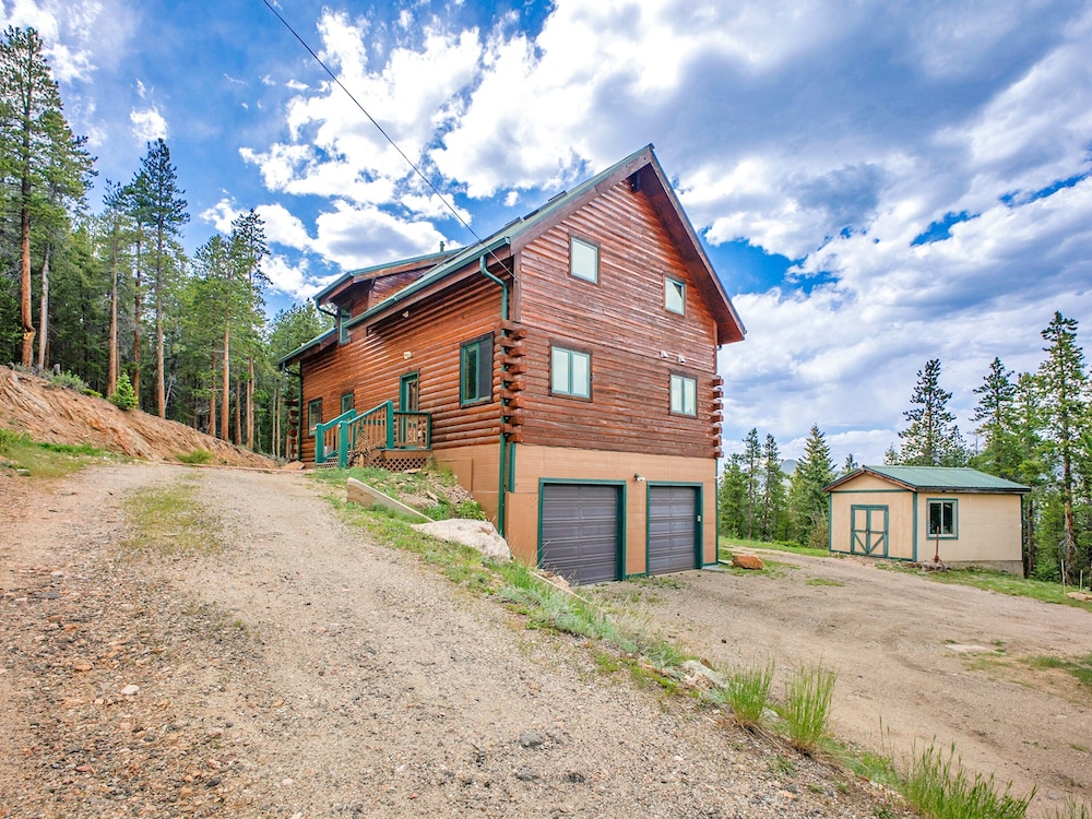 Switchback Basecamp 4 Bedroom Home