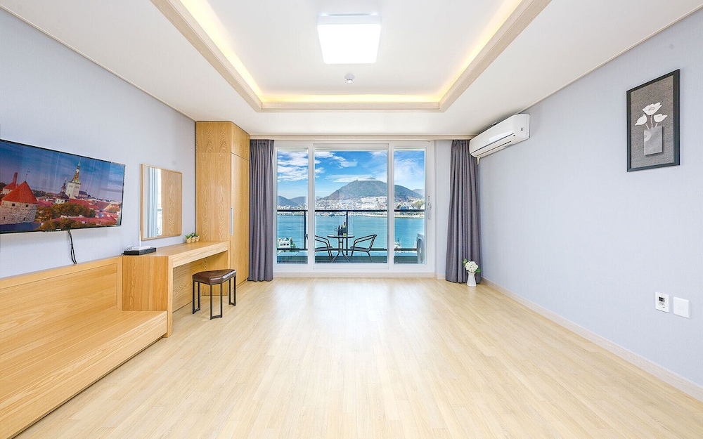 Adel Pension view 3