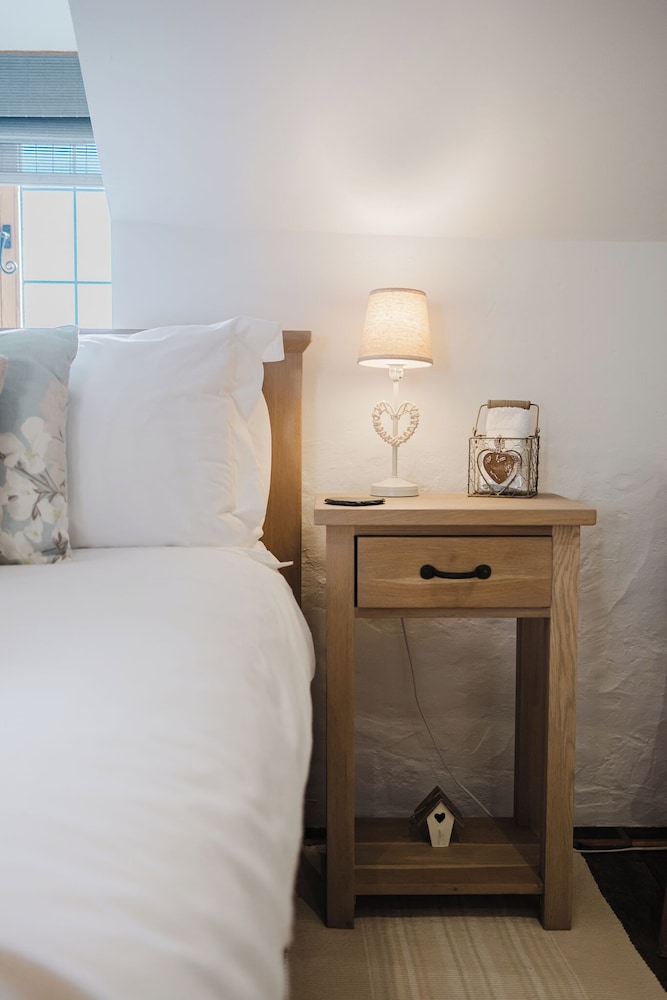 Sweetheart Cottage-Cosy 2BD in Cotswolds