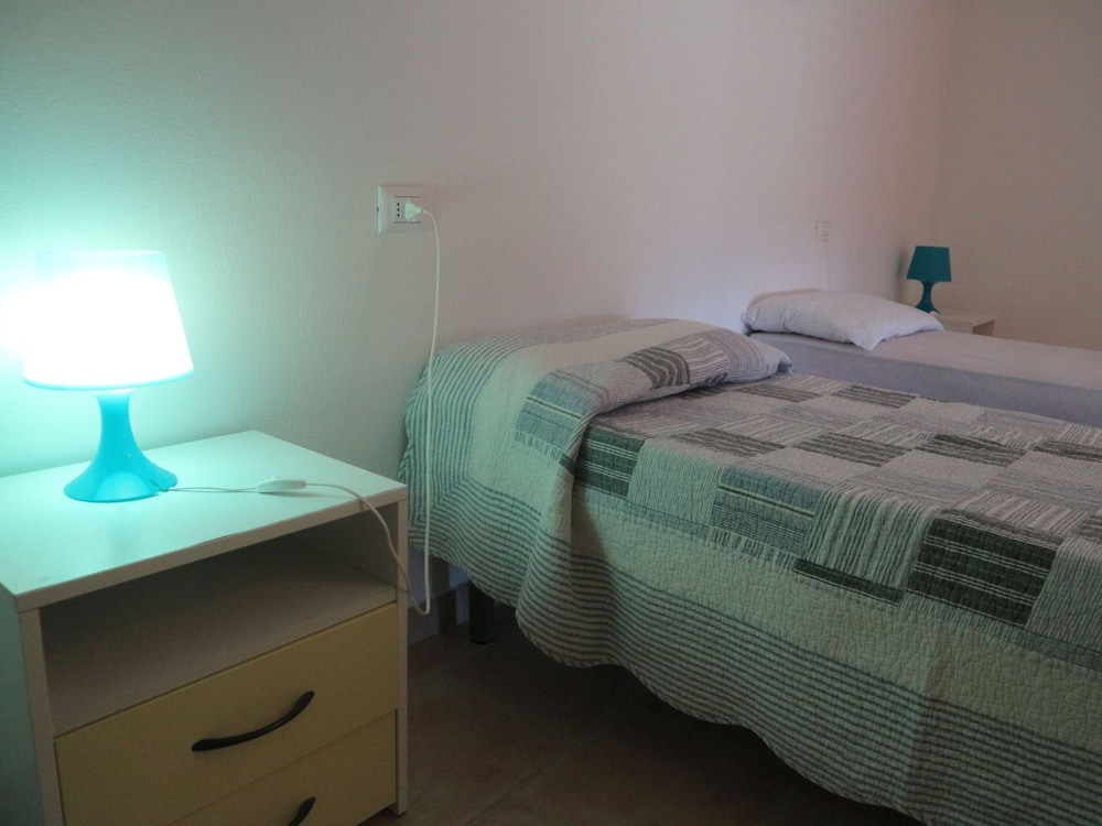 Snug Holiday Home in Castagneto Carducci near Thermal Bath view 3