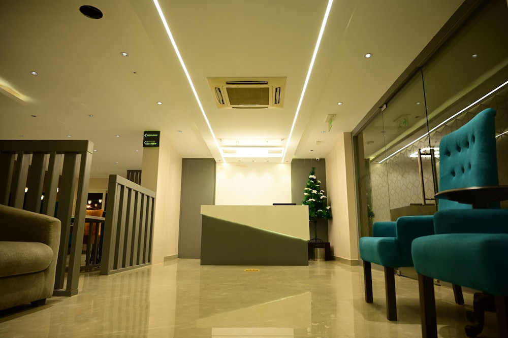 Citrus Plaza