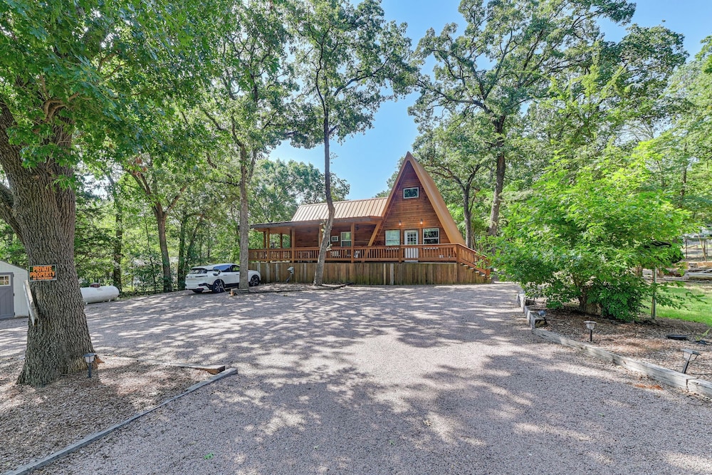 3 Mi to Lake Texoma: Gordonville Getaway!