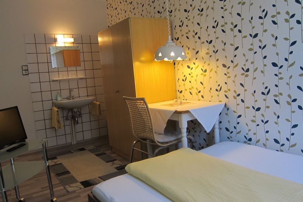 Pension Sonne Bed & Breakfast