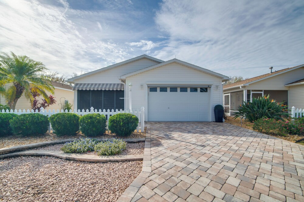 1 Mi to Golf: Home w/ Chic Patio in The Villages