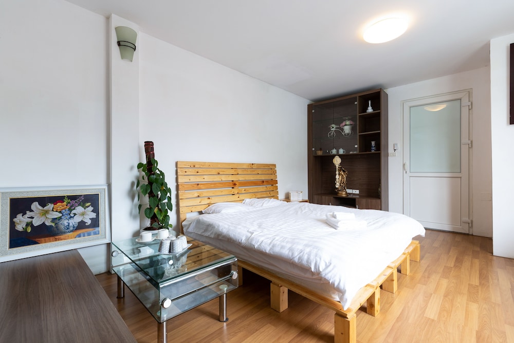City Center & Good Security Area Easternstay