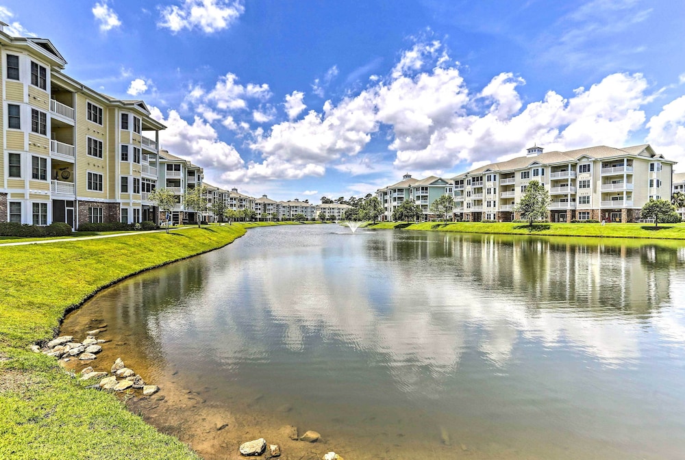 Stunning Condo w/ Pool Access ~ 3 Mi to Beach view 3