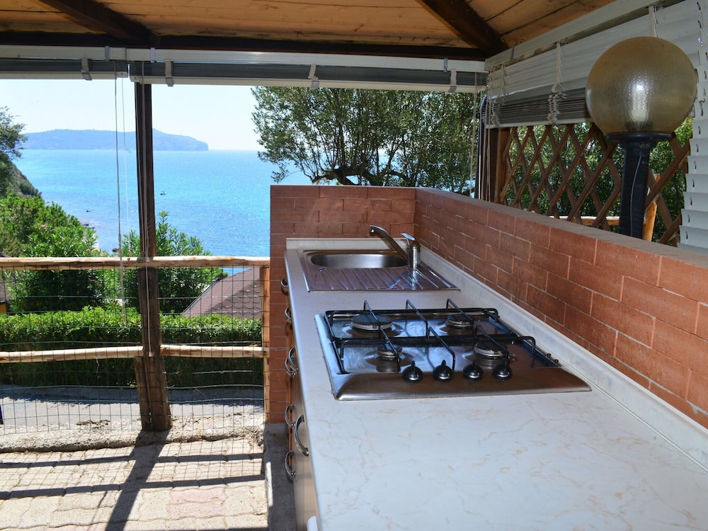 Chalet in Cilento With Sea View and Pool