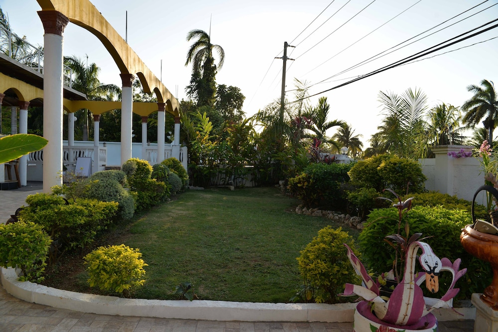 Chateau Margarite Hotel