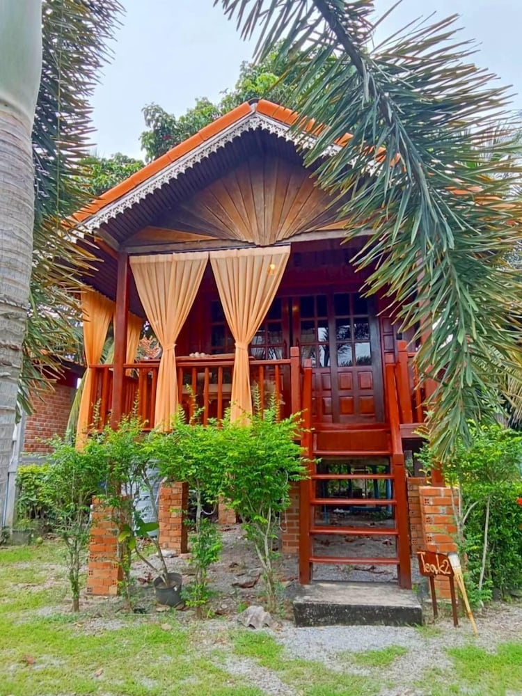 Teak House Lanta