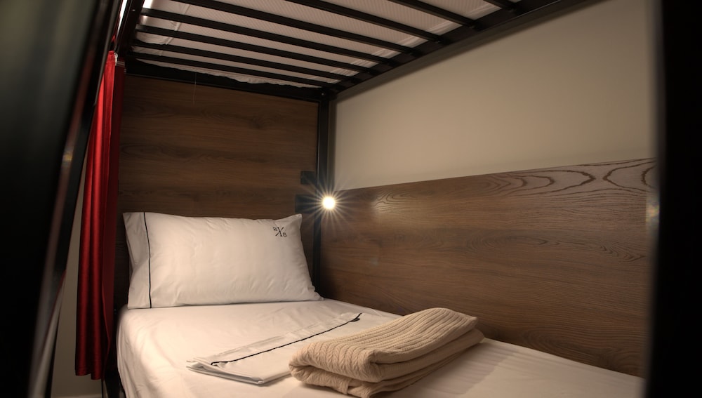 2115 Boutique Hostel