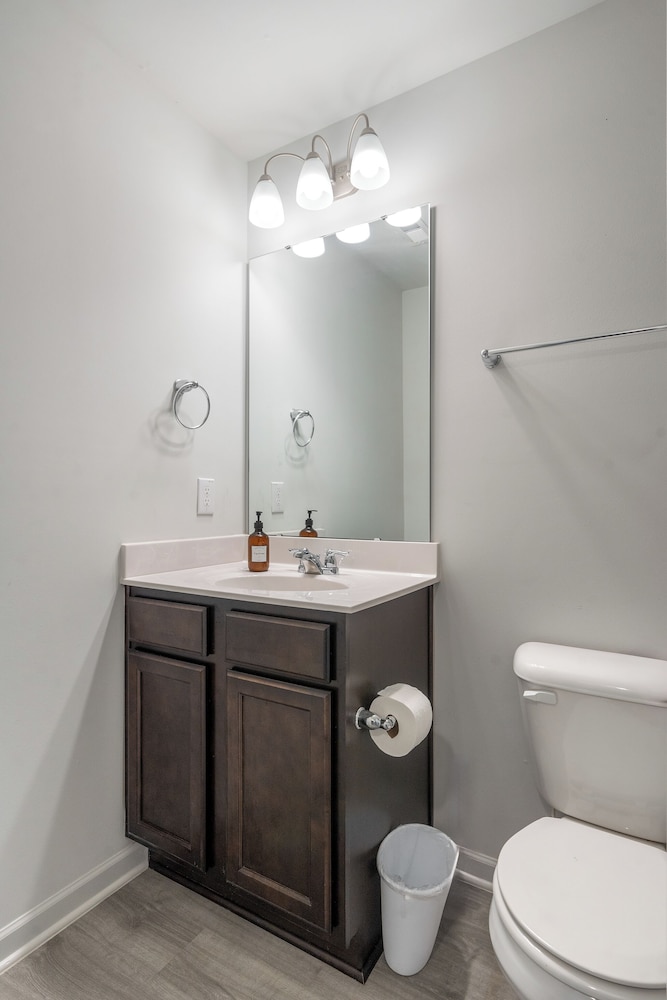 King 3BR Townhouse Mins to Cary NC State