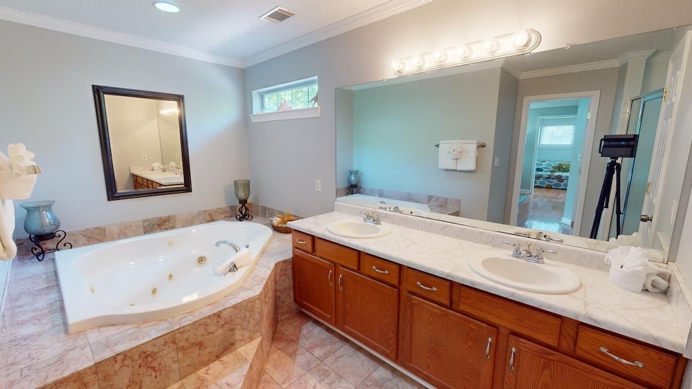 210 Eagles Nest Lane by Tybee Vacation Rentals