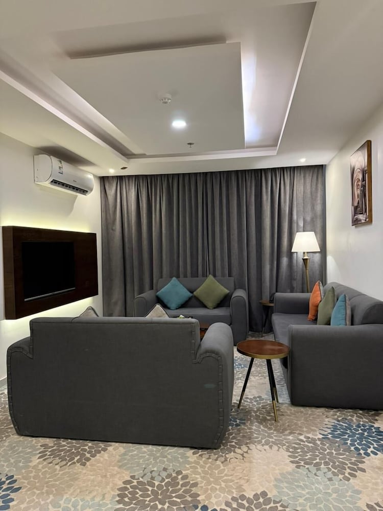 Chateau Royale Beach Resort Maroochydore