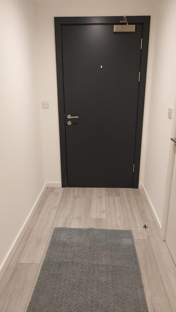 Charming 1-bed Villa in Liverpool view 4