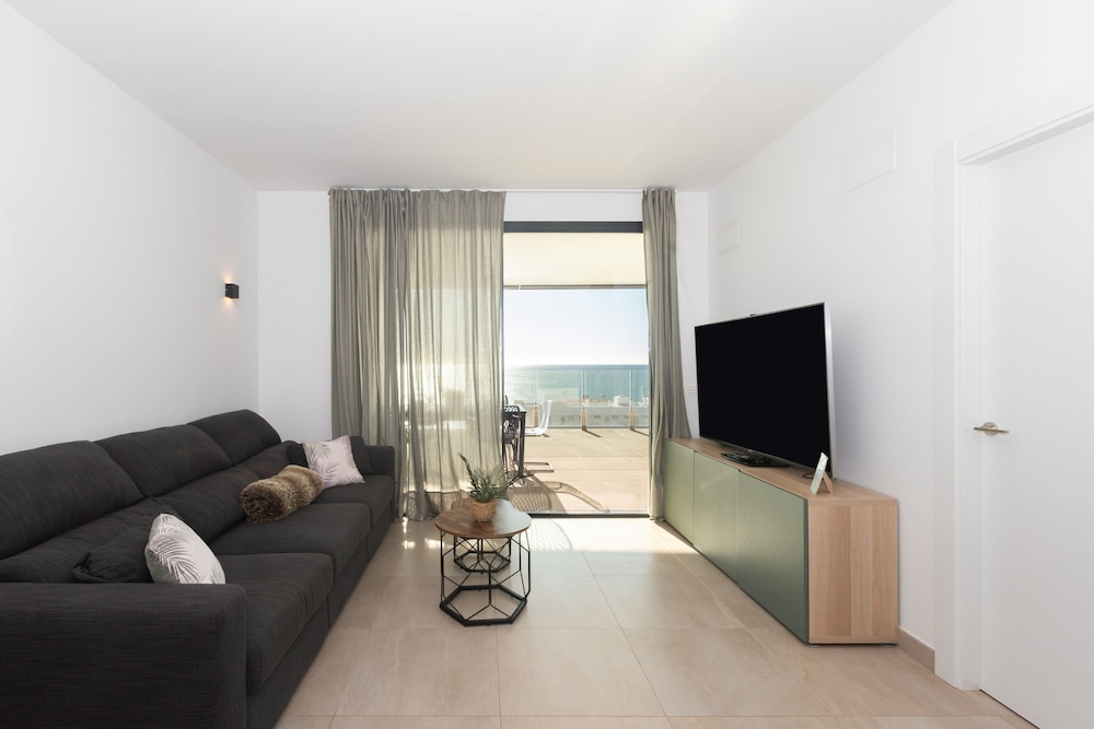 Bego a Sea View in Fuengirola