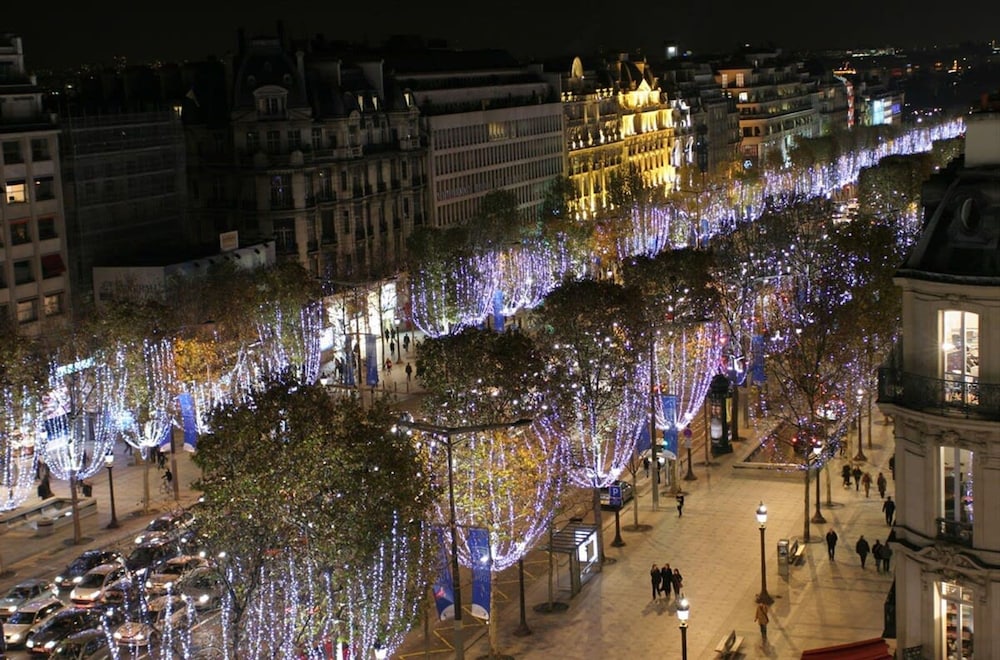 Le Triomphe Elysees - Ternes
