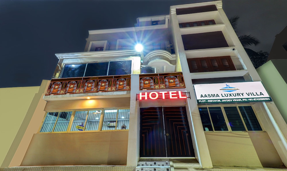 Itsy Hotels Aasma Luxury Villa view 3