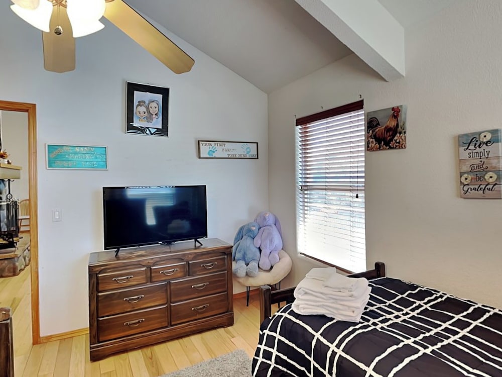 East Mountain View by Ruidoso Vacation Rentals