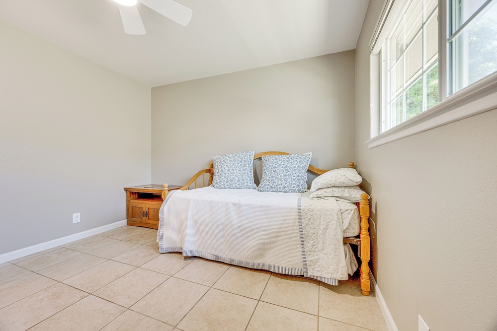 Shop, Hike & Explore: Fresno Home w/ Private Pool!
