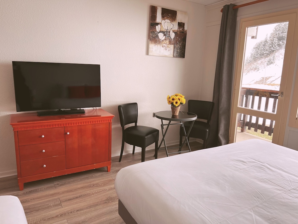 Les Allues Vacations - Hotel La Tarentaise - Property Image 10