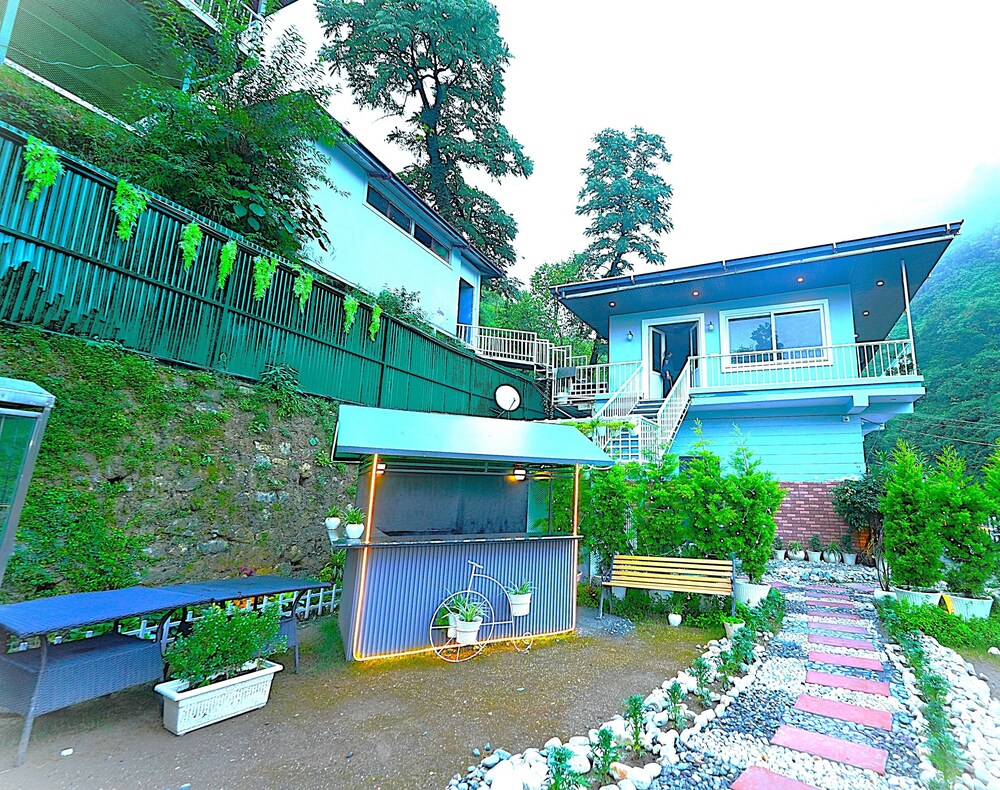 DALLAS THE RETREAT RESORT