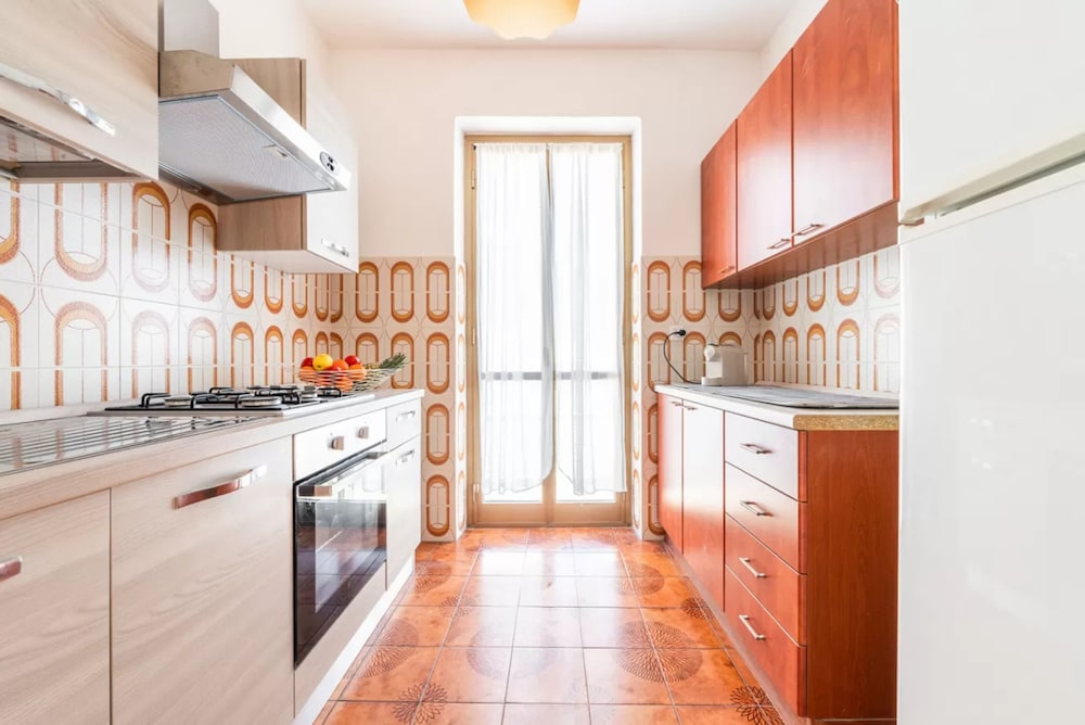 Large Seaside Apartment With Patio