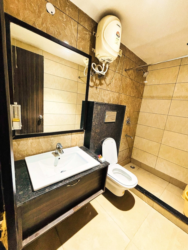The HomeAste Residence Rajouri Garden