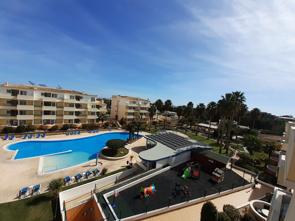 VP Flat With Balcony and Pool View