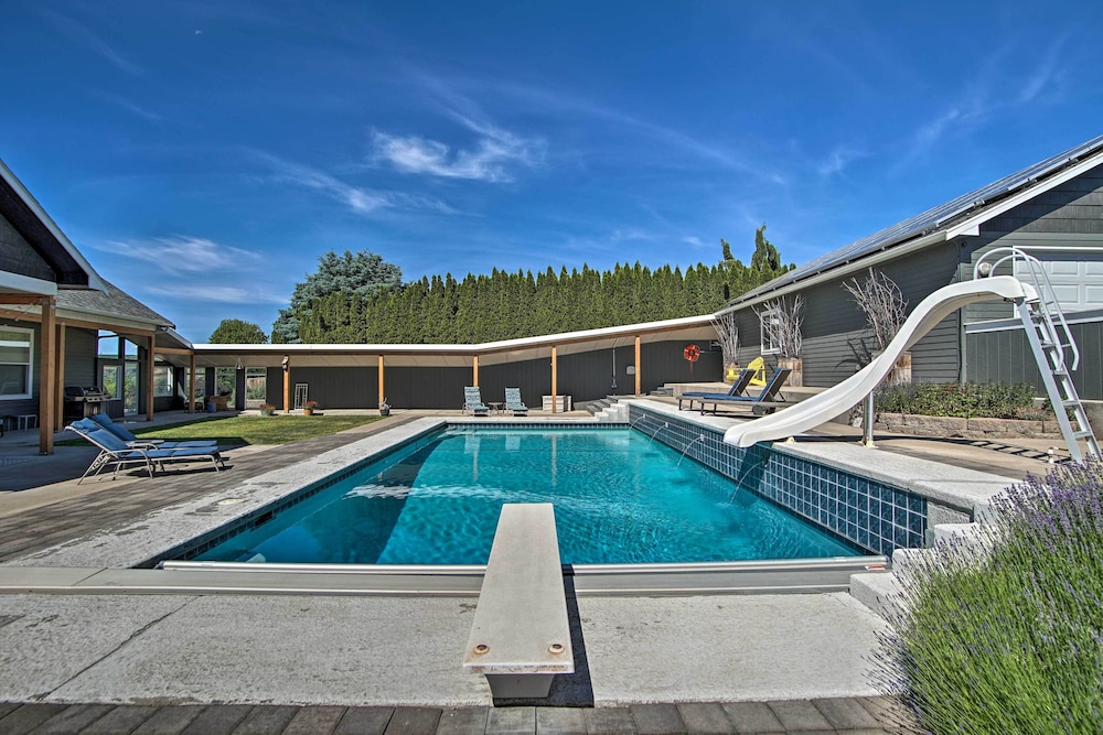 Yakima Vacations - Remarkable Yakima Getaway w/ Pool  Hot Tub! - Property Image 7