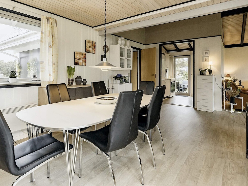 4 Star Holiday Home in Vaeggerlose