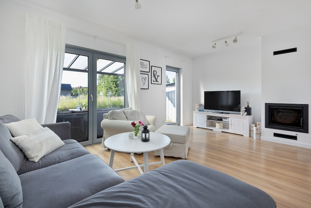 Holiday Home, 3 Bedrooms, Private Garden