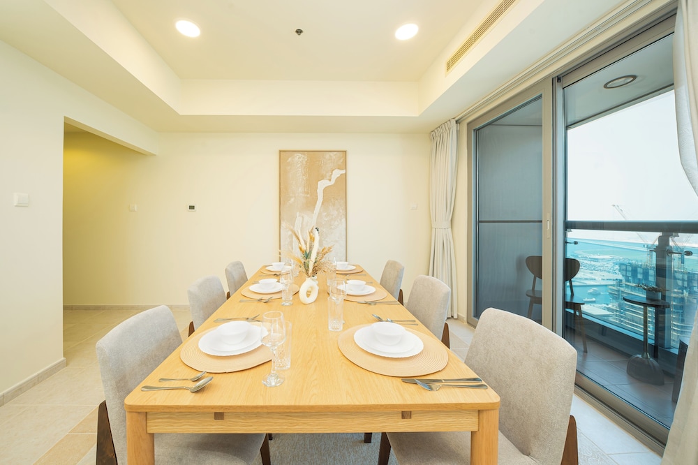 PVH - 3BR & Maids Room - Princess Tower