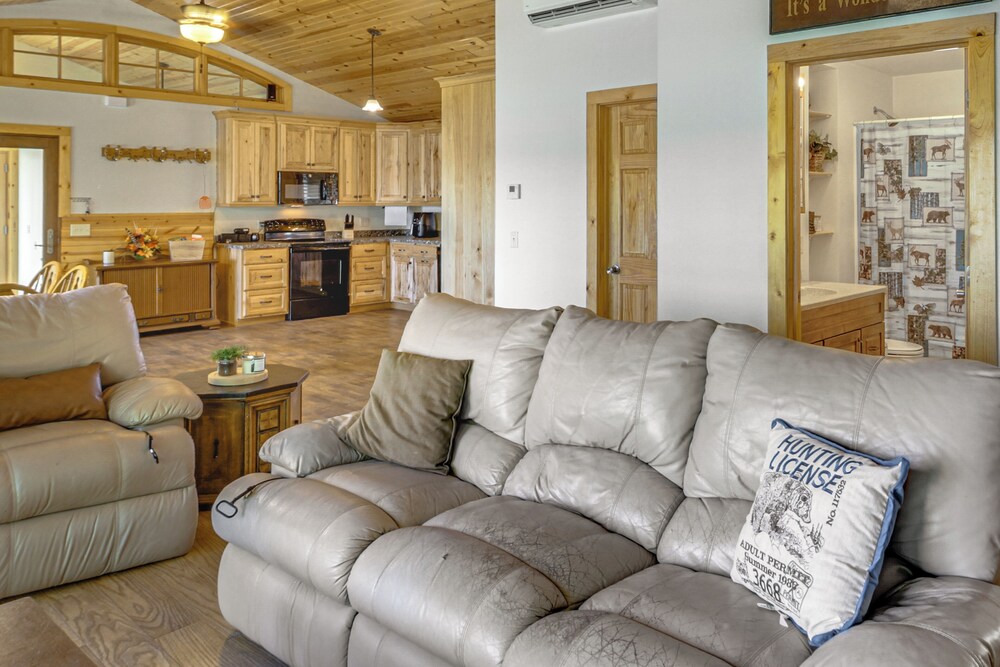 'long Lake Lodge' w/ Watercrafts & Fire Pits