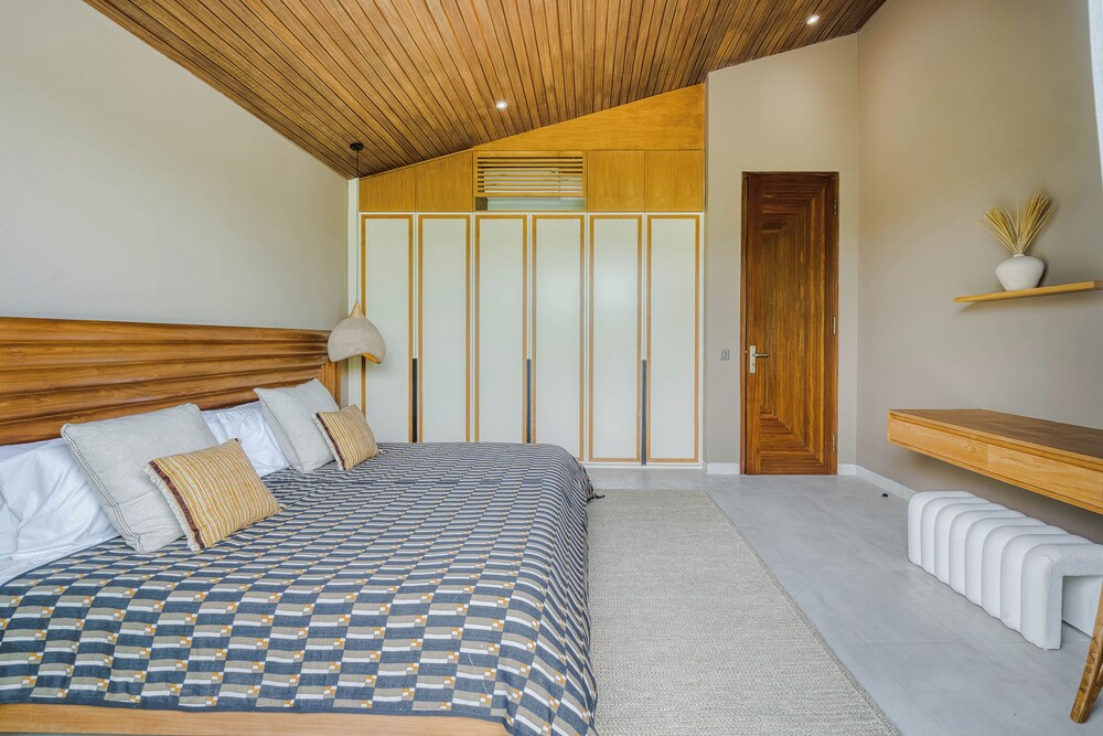 Villa Rosa by Pertama Management