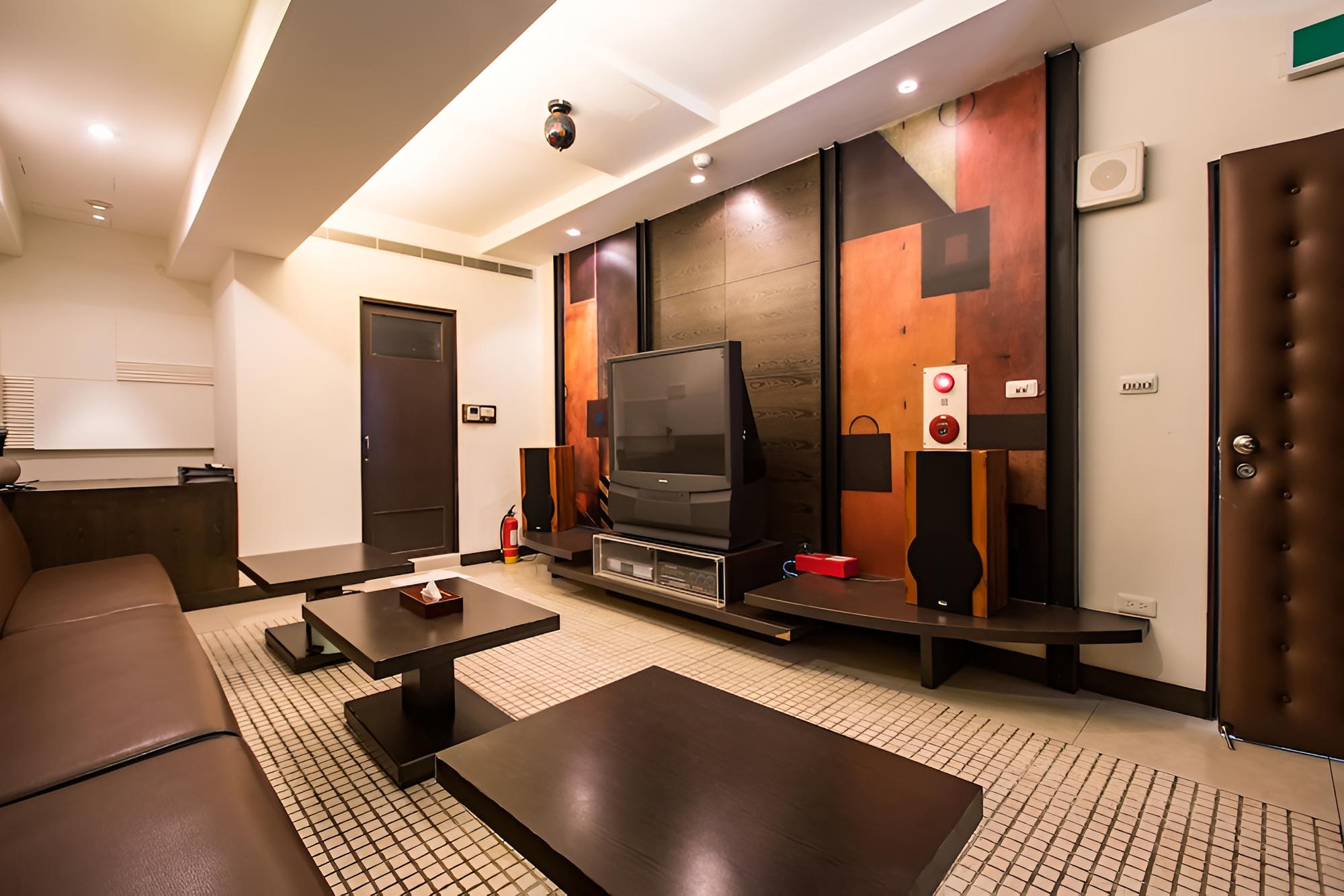 Yung Hwa Chun Hotel